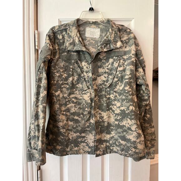 Military Combat Digital Camo Jacket Men Medium Short Costume Full Zip Hiking - Picture 1 of 7